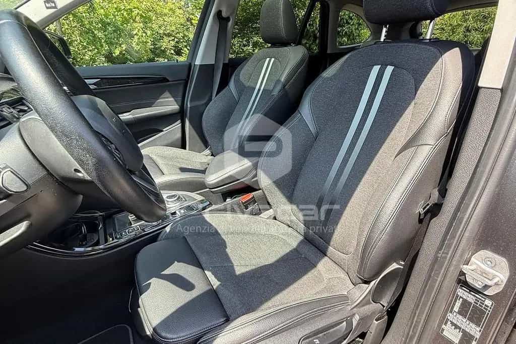 BMW X1 sDrive18d Advantage 09/2021-photo-13
