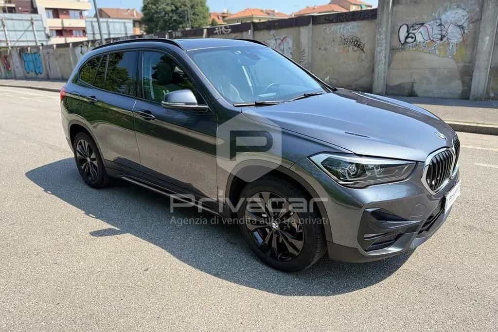 BMW X1 sDrive18d Advantage 09/2021-photo-2