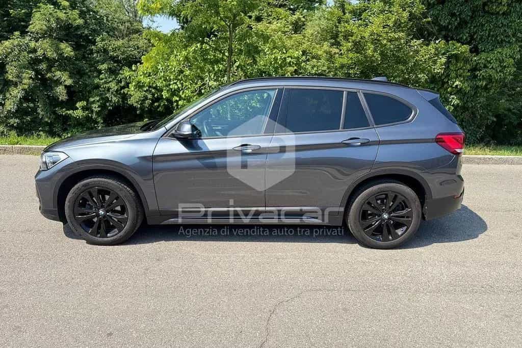 BMW X1 sDrive18d Advantage 09/2021-photo-7