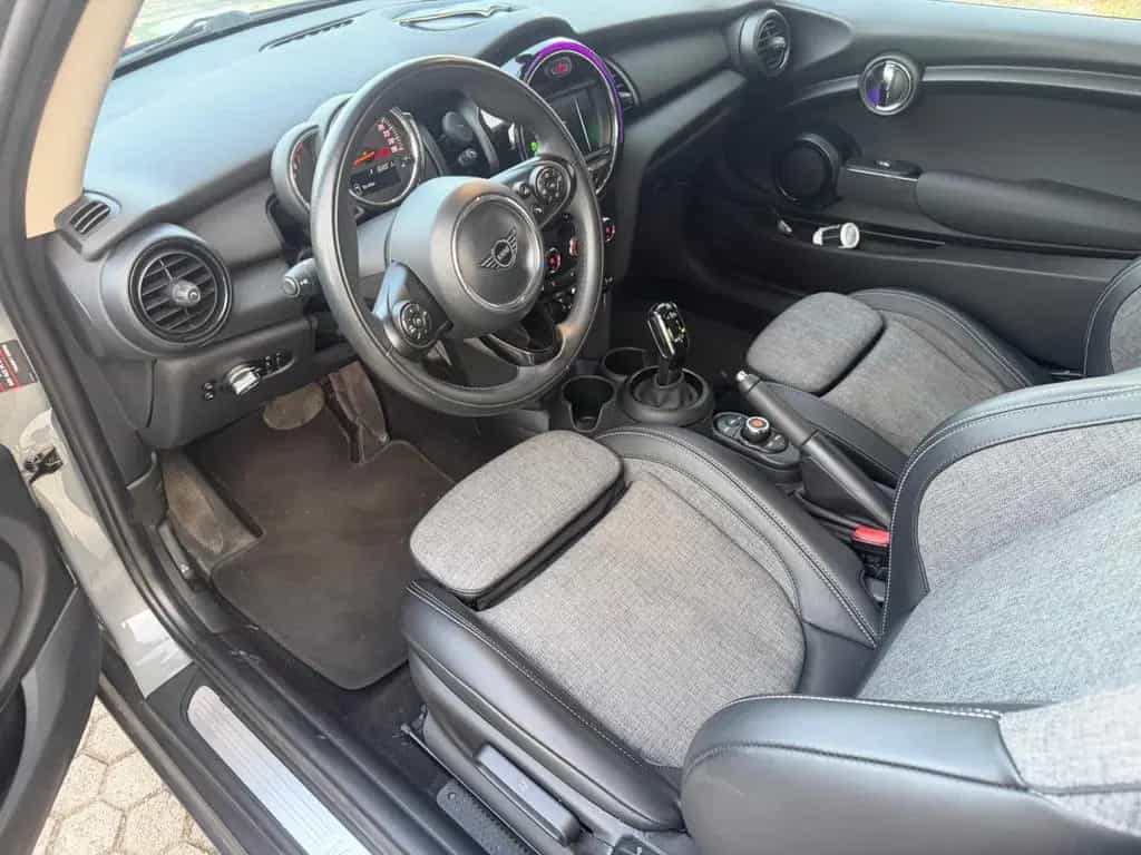 MINI ONE 03/2020-photo-7
