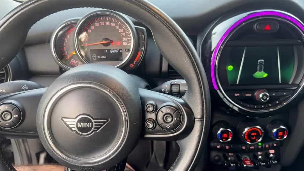 MINI ONE 03/2020-photo-8