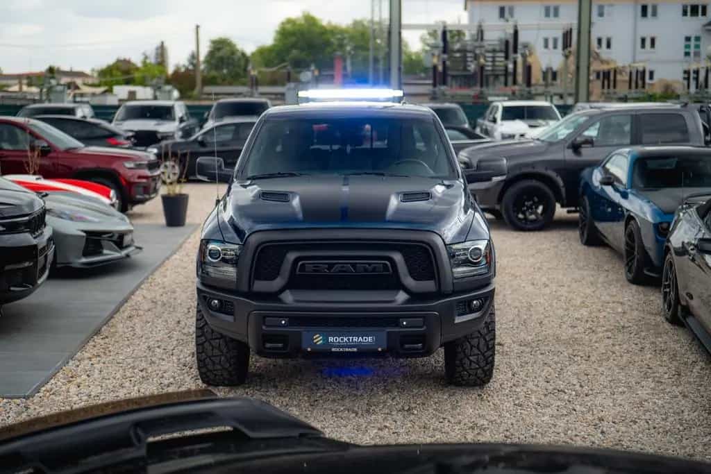 Dodge RAM 5.7 V8 HEMI 4x4 OFFROAD Night-Paket WARLOCK 05/2023-photo-2