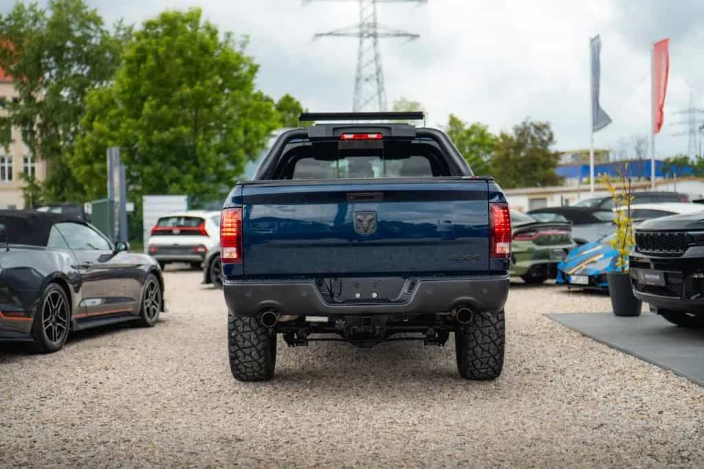 Dodge RAM 5.7 V8 HEMI 4x4 OFFROAD Night-Paket WARLOCK 05/2023-photo-7