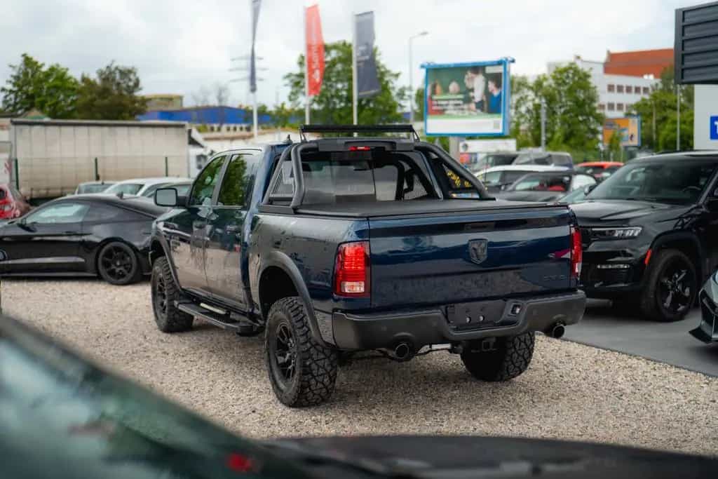 Dodge RAM 5.7 V8 HEMI 4x4 OFFROAD Night-Paket WARLOCK 05/2023-photo-8