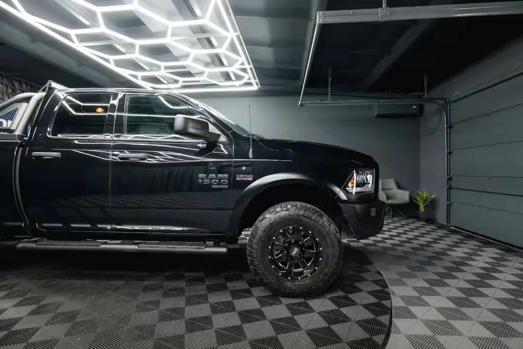 Dodge RAM 5.7 V8 HEMI 4x4 OFFROAD LONG Unfallfrei 19% 05/2022-photo-18
