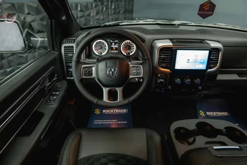 Dodge RAM 5.7 V8 HEMI 4x4 OFFROAD LONG Unfallfrei 19% 05/2022-photo-28