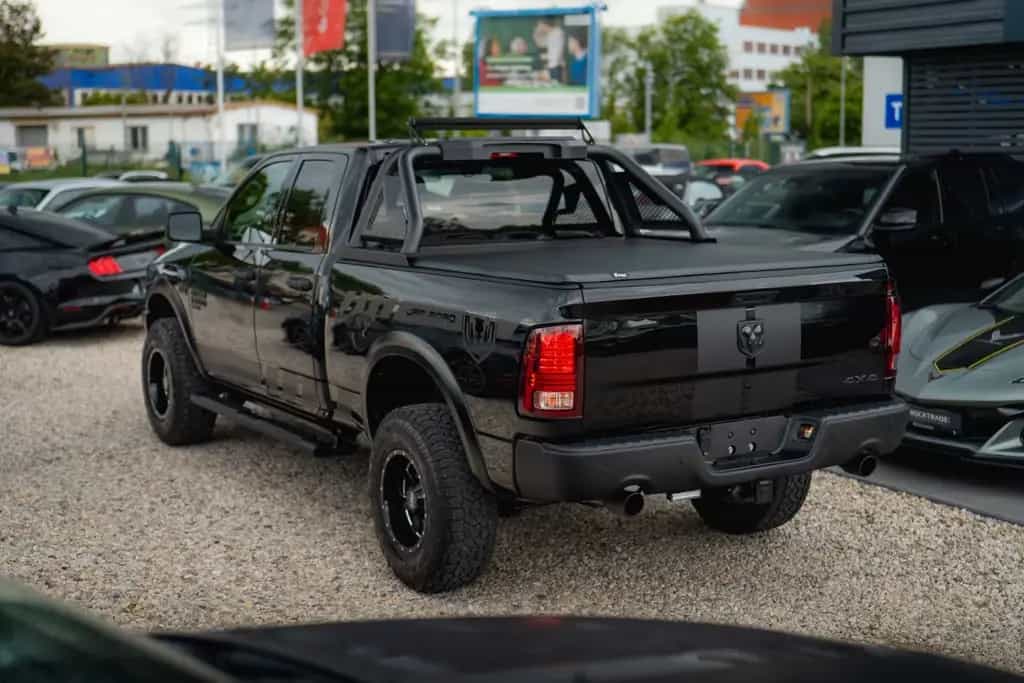 Dodge RAM 5.7 V8 HEMI 4x4 OFFROAD LONG Unfallfrei 19% 05/2022-photo-5