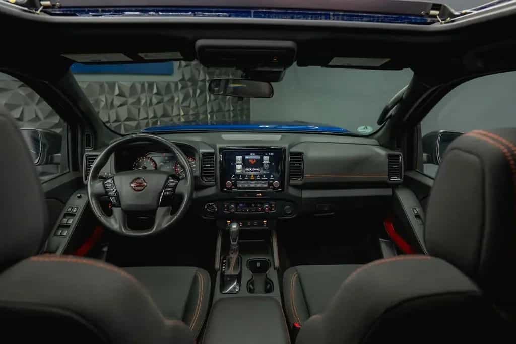 Nissan Frontier 3.8 V6 4x4 PRO-4X Offroad *Pano*ACC*LED 04/2022-photo-25