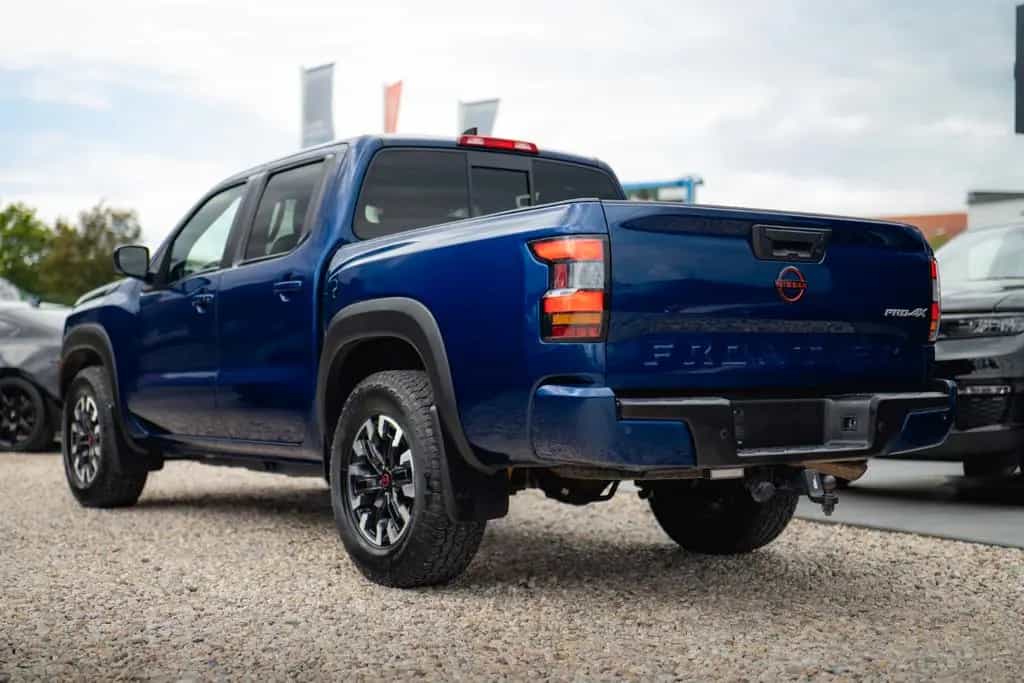 Nissan Frontier 3.8 V6 4x4 PRO-4X Offroad *Pano*ACC*LED 04/2022-photo-8