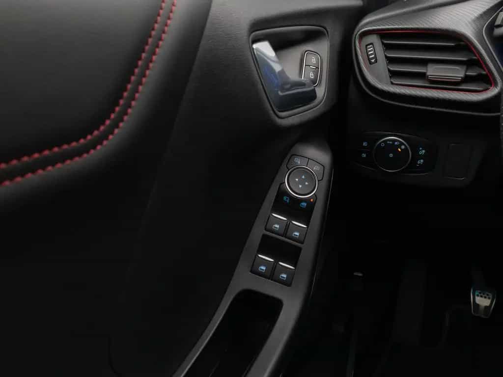 Ford Puma ST-Line X Kamera DAB B&O Apple AHK ACC LED 03/2020-photo-29