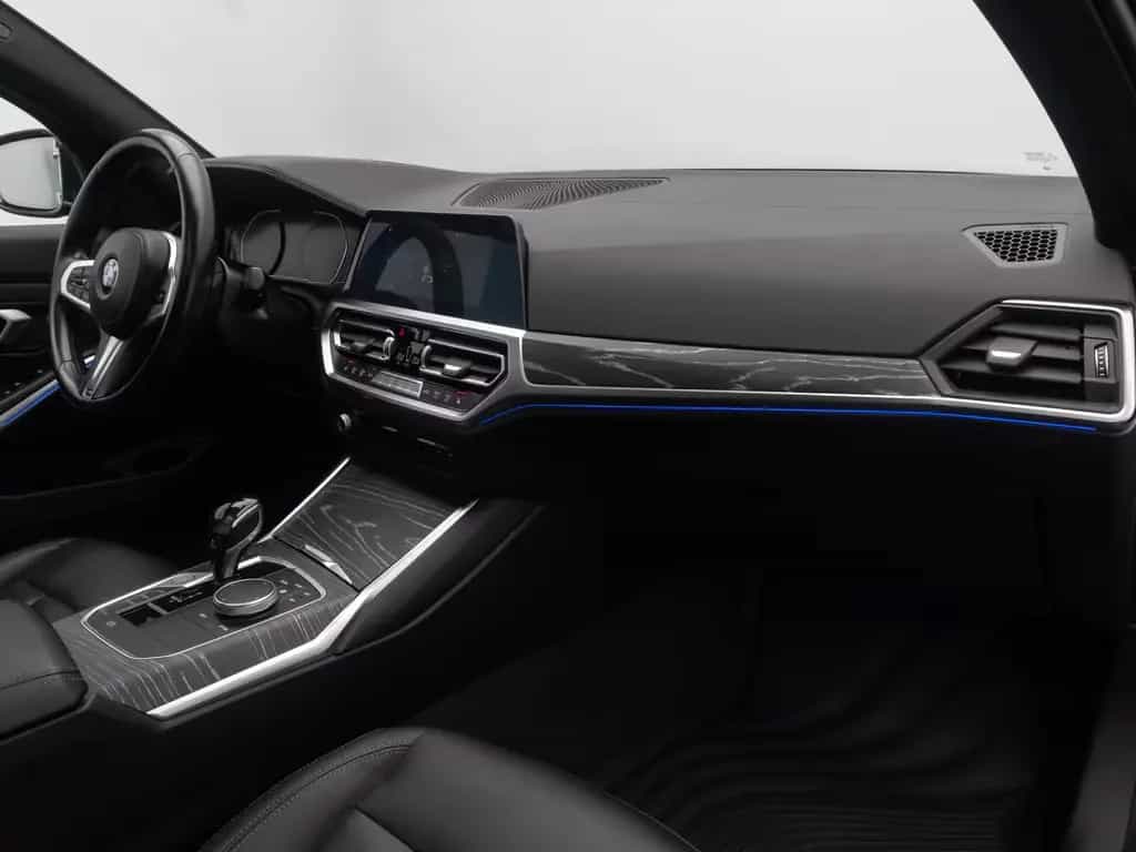 BMW 330 d xD Luxury Line HUD DAB Kamera AHK Panorama 01/2021-photo-24