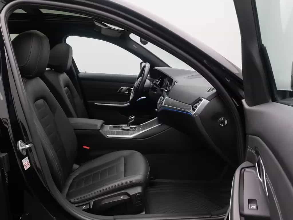 BMW 330 d xD Luxury Line HUD DAB Kamera AHK Panorama 01/2021-photo-25
