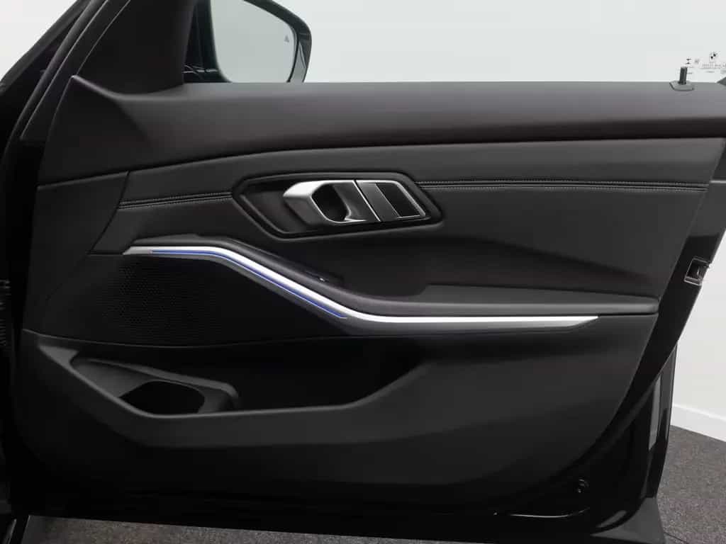 BMW 330 d xD Luxury Line HUD DAB Kamera AHK Panorama 01/2021-photo-33