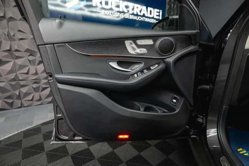 Mercedes-Benz GLC 300 Sport 9G-Tronic *LED*Memory*Neues Modell 05/2021-photo-32