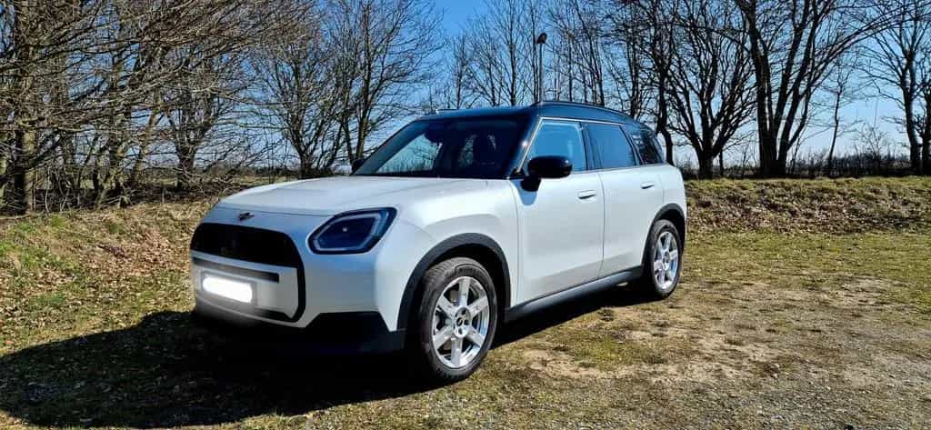 MINI Countryman C (Cooper) C Classic Trim Steptro... 02/2024-photo-1