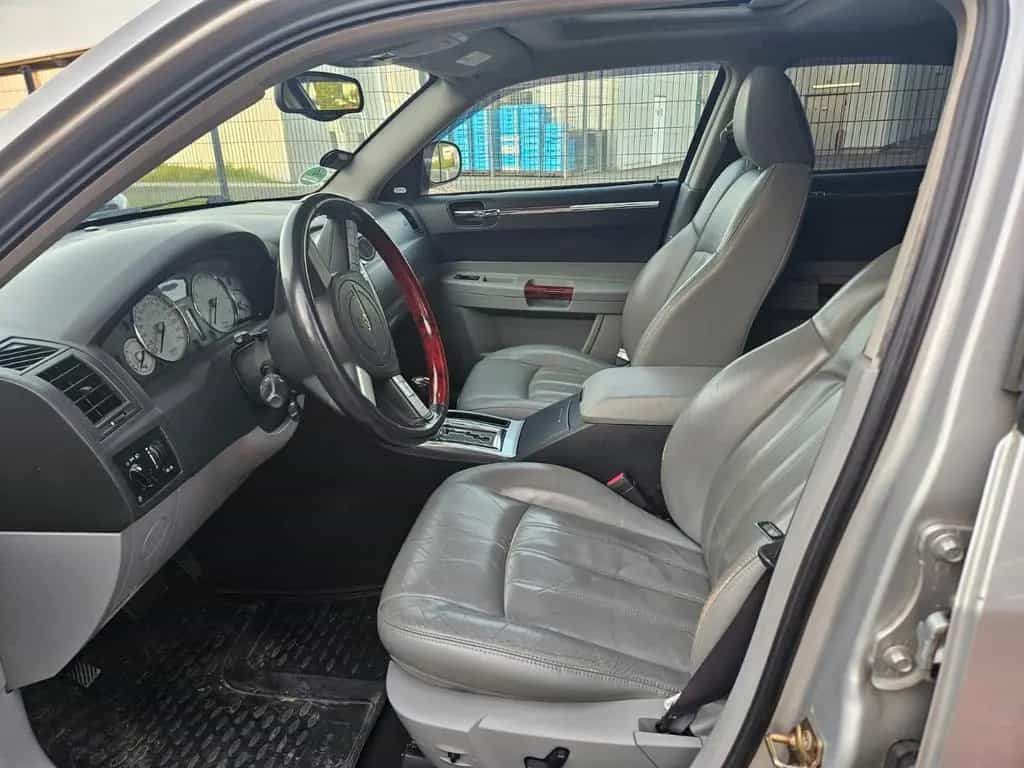 Chrysler 300C Touring 5.7 V8 HEMI,MOTOR NEU 10/2007-photo-8