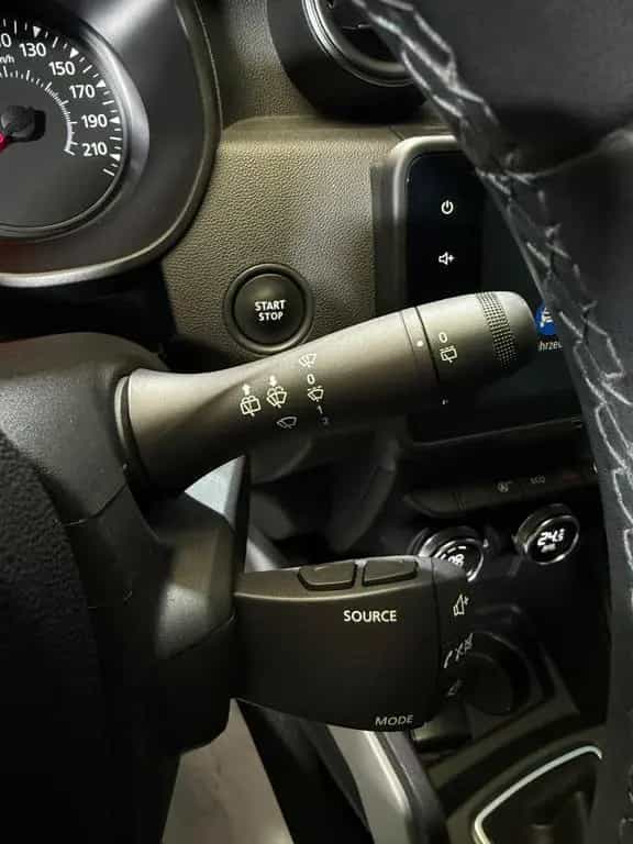 Dacia Duster II Prestige AUTOMATIK/150 PS/360°-Kamera 08/2021-photo-37