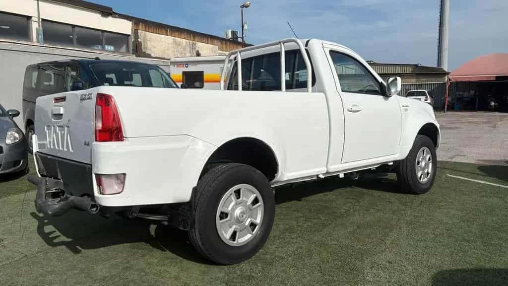 Tata Xenon 2.2 L DICORO5 2179 cc 140cv 103kw 07/2010-photo-5