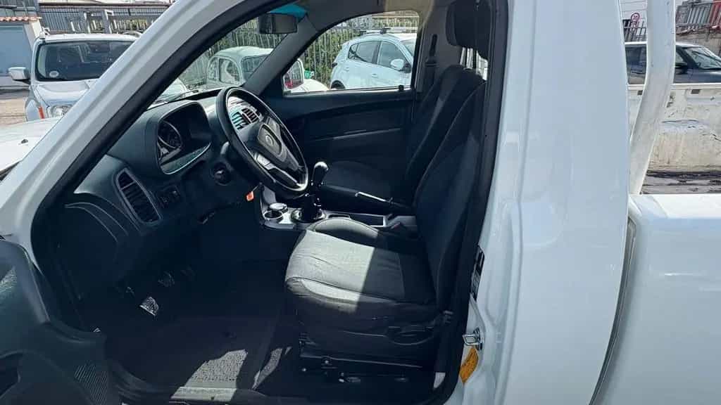 Tata Xenon 2.2 L DICORO5 2179 cc 140cv 103kw 07/2010-photo-6