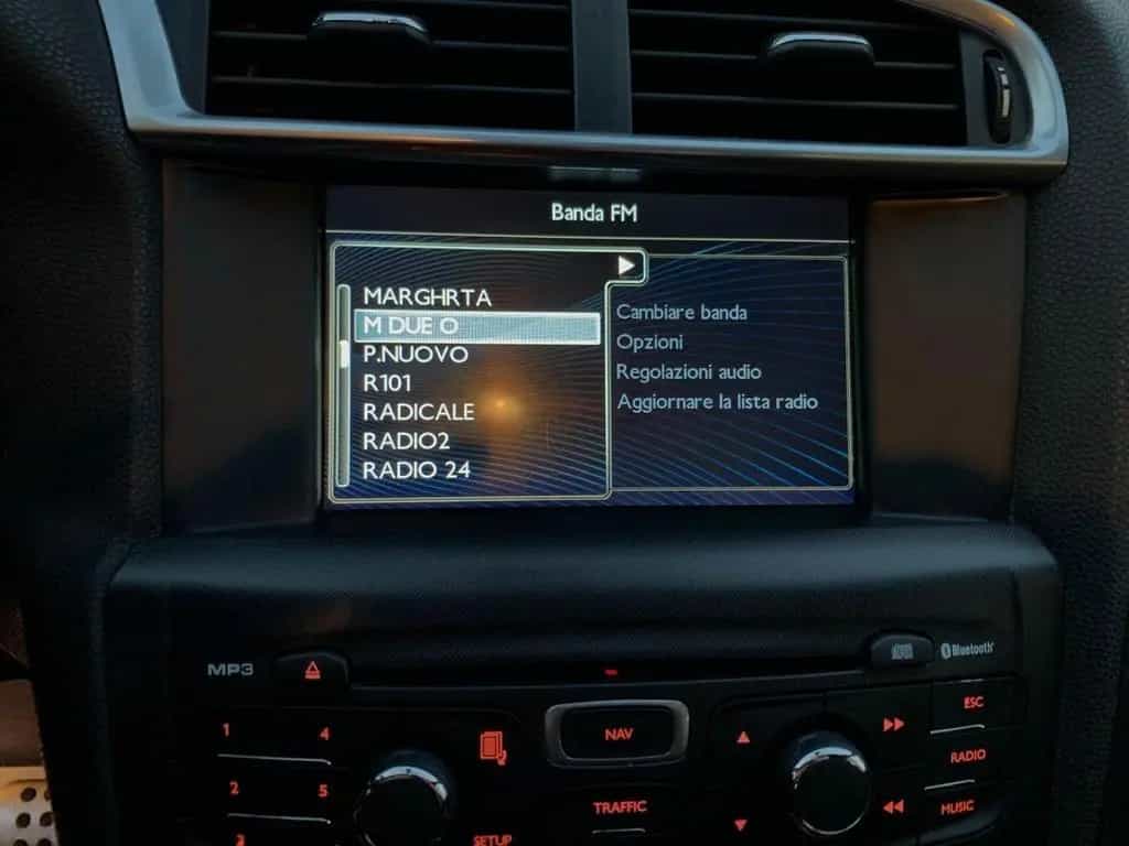 DS Automobiles DS4 Ds DS4 4 1.6 e-HDi 110 airdream Chic 06/2012-photo-13