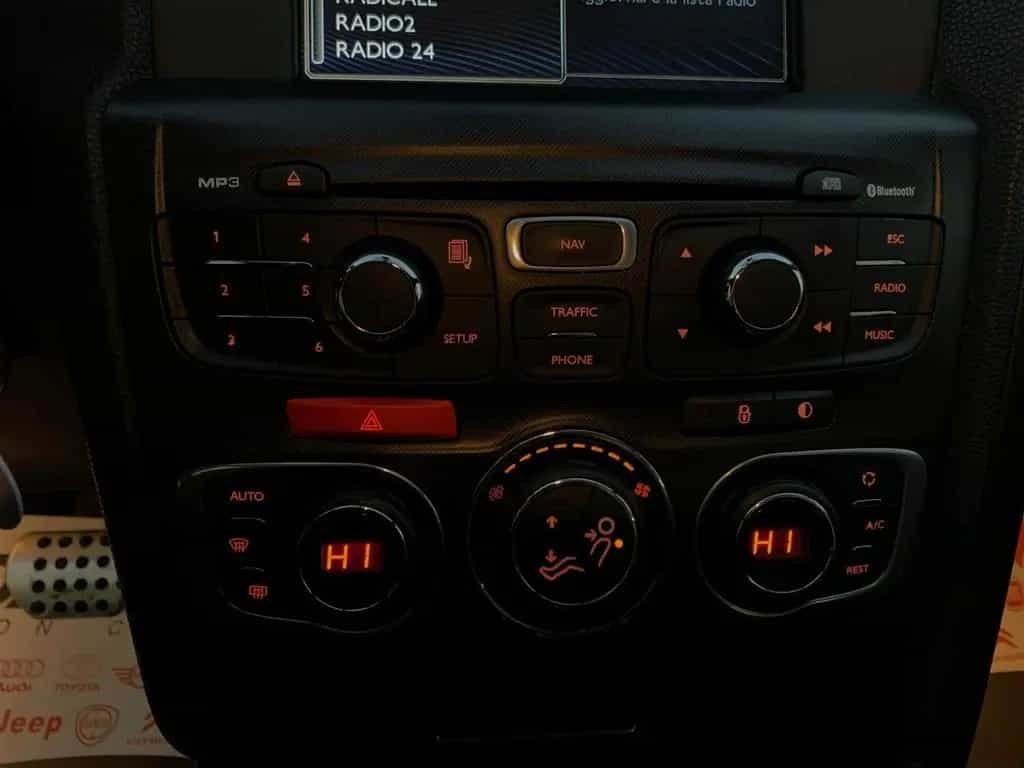 DS Automobiles DS4 Ds DS4 4 1.6 e-HDi 110 airdream Chic 06/2012-photo-14