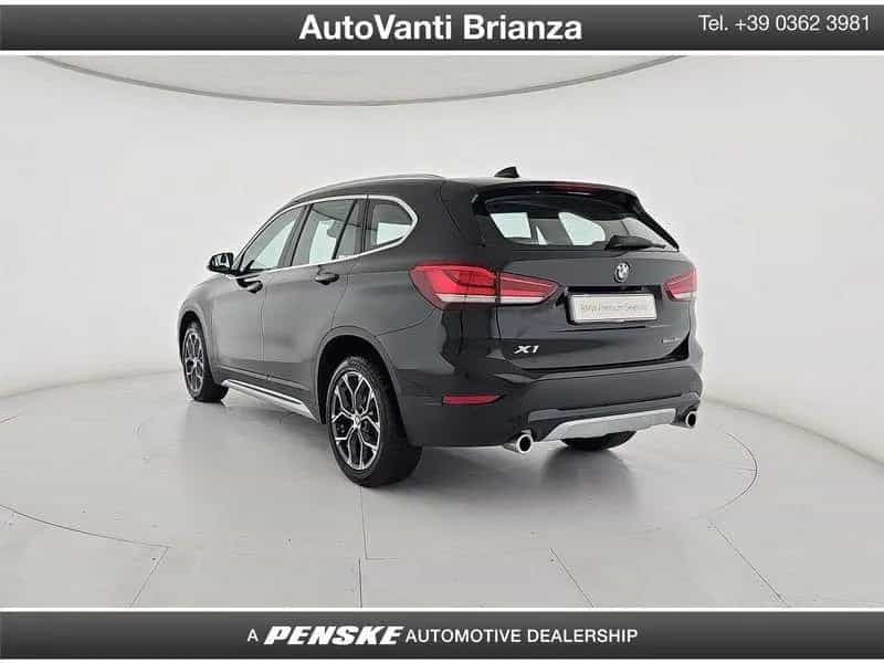 BMW X1 X1 sdrive18d xLine 02/2022-photo-3