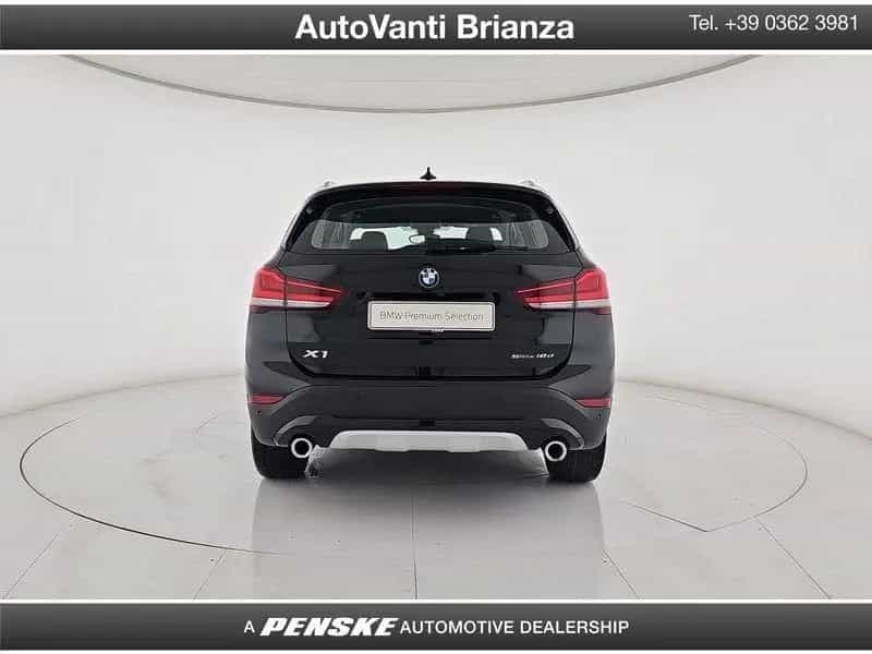 BMW X1 X1 sdrive18d xLine 02/2022-photo-4