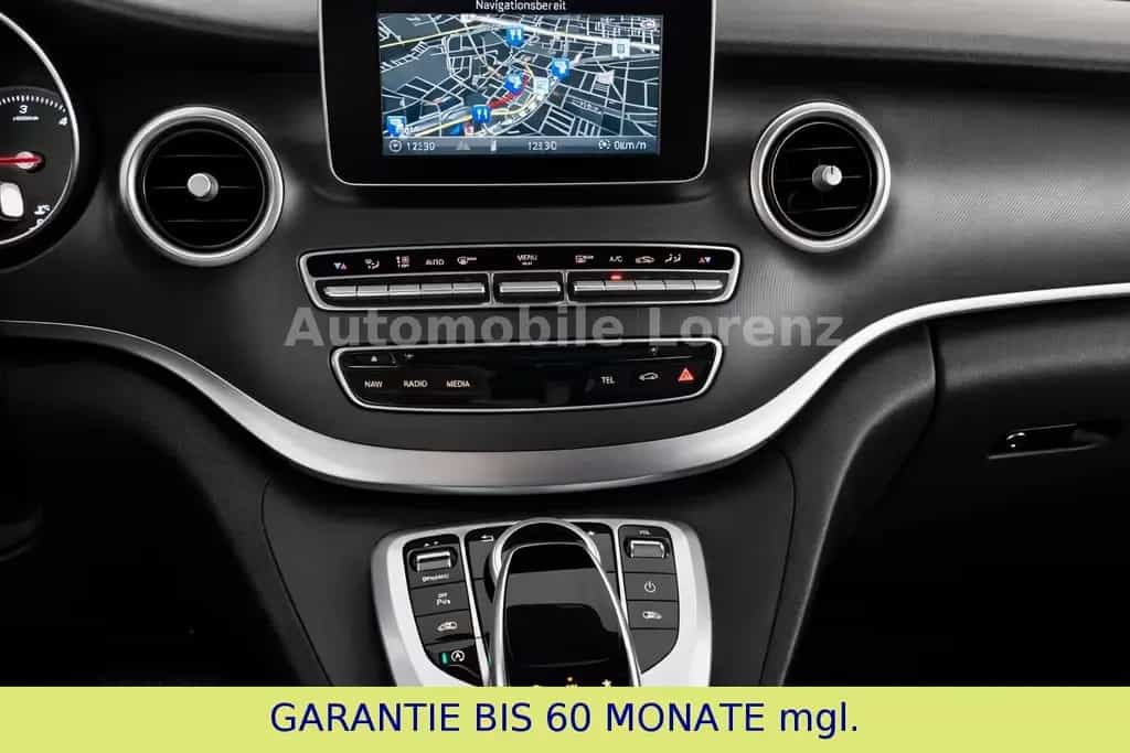 Skoda Superb Combi Style KLIMAAUTOMATIK XENON SHZ 11/2017-photo-12