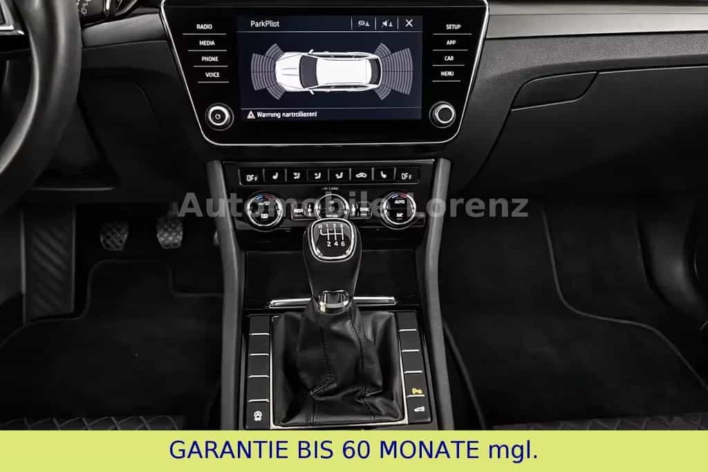 Skoda Superb Combi Style KLIMAAUTOMATIK XENON SHZ 11/2017-photo-18