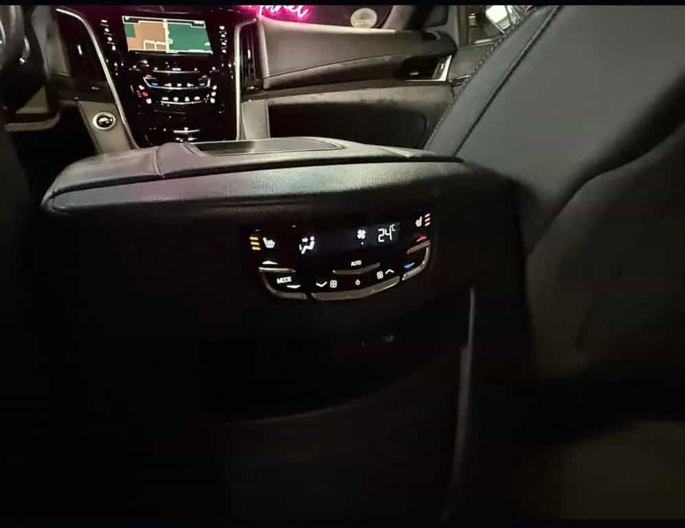Cadillac Escalade 6.2 V8 Platinum Autom. Platinum 11/2018-photo-11