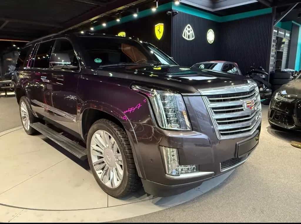Cadillac Escalade 6.2 V8 Platinum Autom. Platinum 11/2018-photo-2