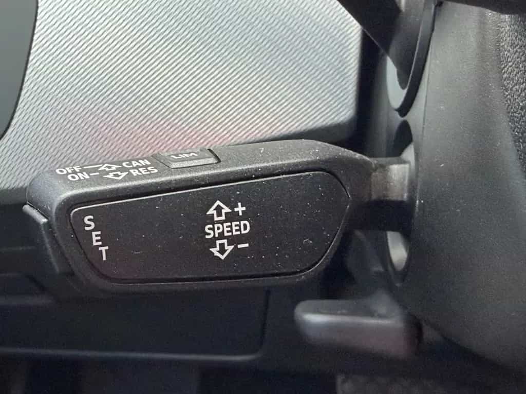 Audi A4 Lim. 35 TFSI LIFT Full LED Leder AHK 11/2019-photo-25