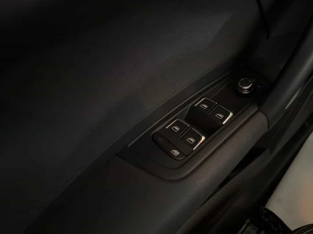 Audi A1 Sportback sport"Garantie-ServiceNEU"2.Hand 07/2016-photo-35