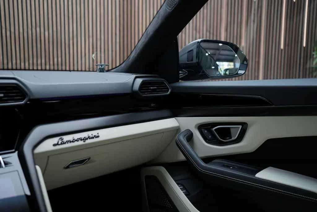 Lamborghini Urus S | B&O | AHK | Night | HuD | Pano | Beige 03/2023-photo-18