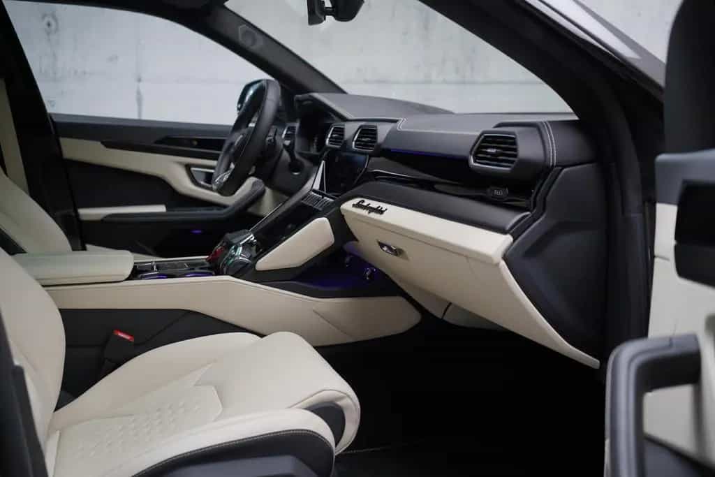 Lamborghini Urus S | B&O | AHK | Night | HuD | Pano | Beige 03/2023-photo-19
