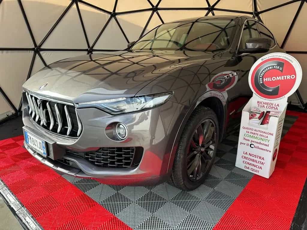 Maserati Levante V6 AWD Gransport 01/2018-photo-2