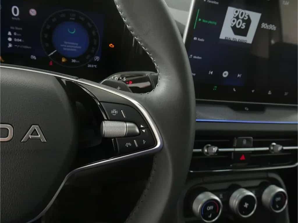 Skoda Kodiaq 2.0 TSI Selection DSG 7-Sitze/AHK/Pano 07/2025-photo-11