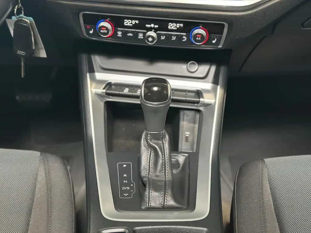 Audi Q3 40 TFSI quattro S tronic advanced 2.H/NAV/AHK 10/2020-photo-27