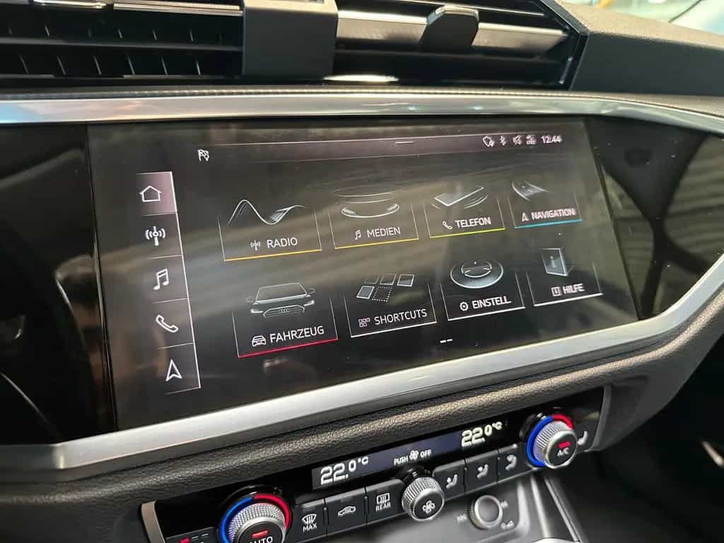 Audi Q3 40 TFSI quattro S tronic advanced 2.H/NAV/AHK 10/2020-photo-32