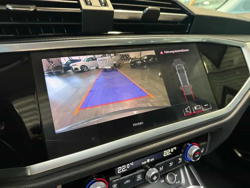 Audi Q3 40 TFSI quattro S tronic advanced 2.H/NAV/AHK 10/2020-photo-34