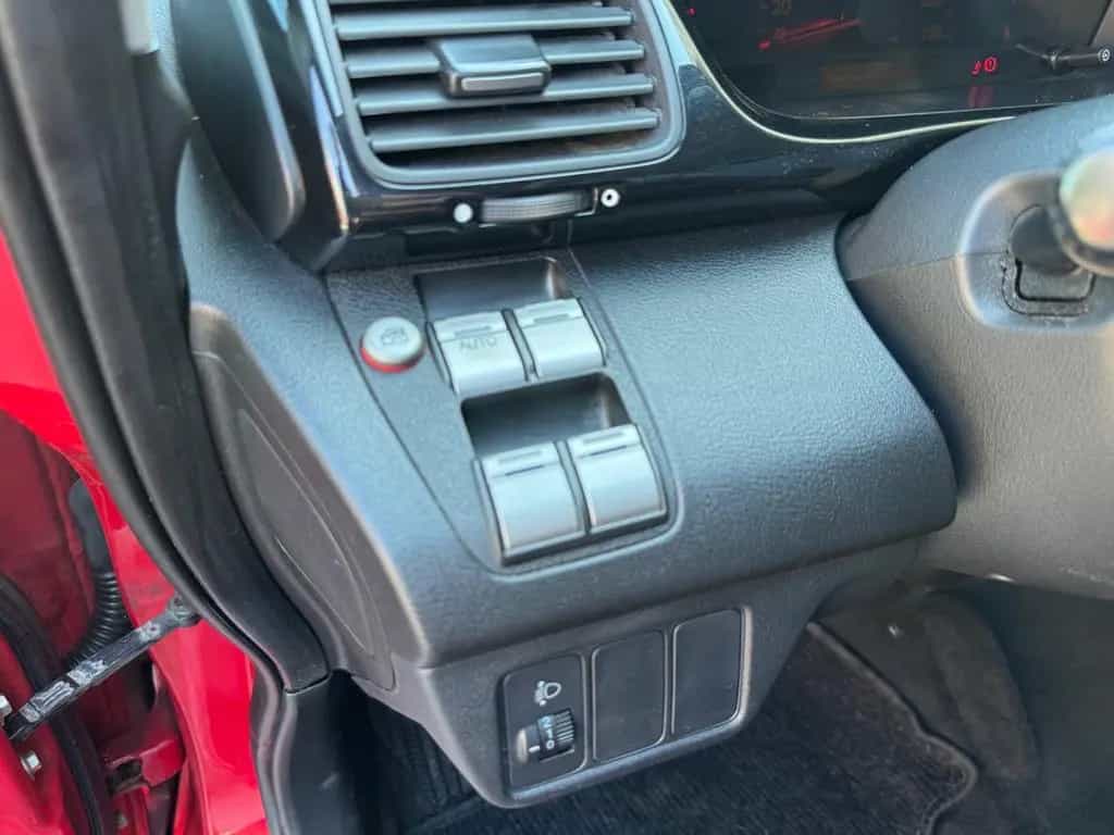 Honda FR-V 1.7 Comfort/ Scheckheft/ Garantie/ TÜV NEU 01/2007-photo-13