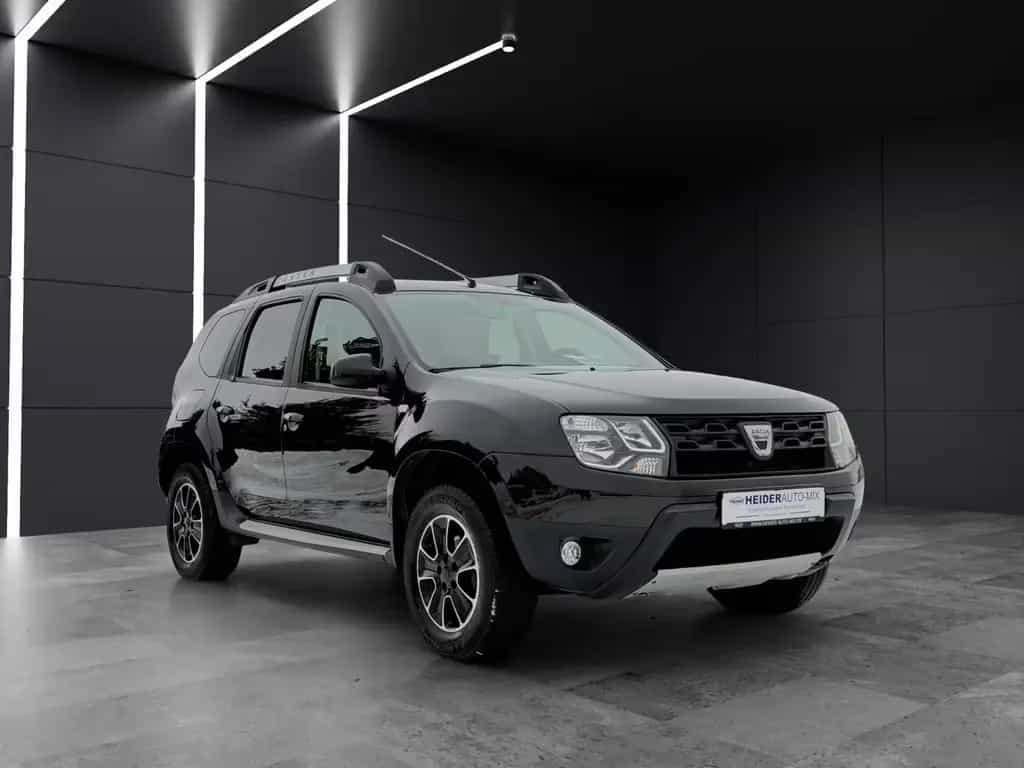Dacia Duster Black Shadow NAVI|KAMERA|PDC|AHK|1.HAND 11/2017-photo-2