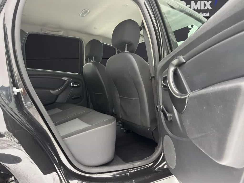 Dacia Duster Black Shadow NAVI|KAMERA|PDC|AHK|1.HAND 11/2017-photo-21