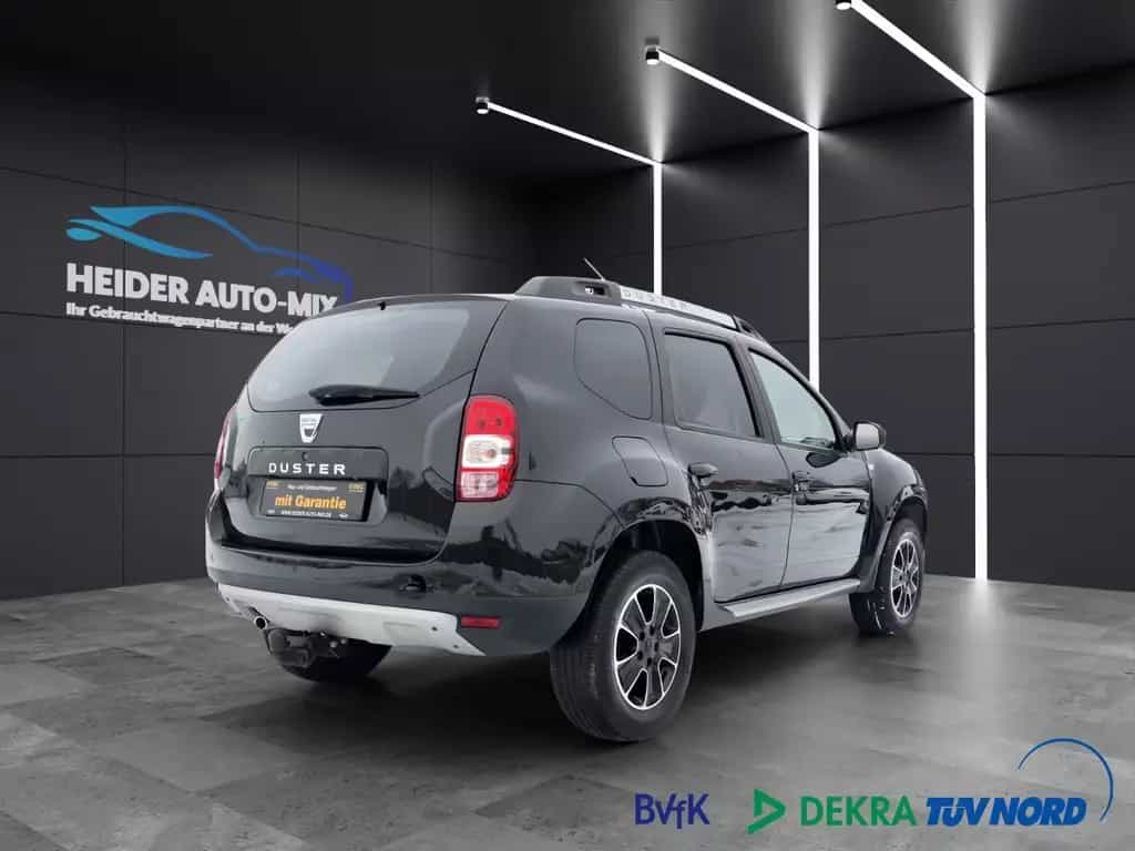 Dacia Duster Black Shadow NAVI|KAMERA|PDC|AHK|1.HAND 11/2017-photo-8
