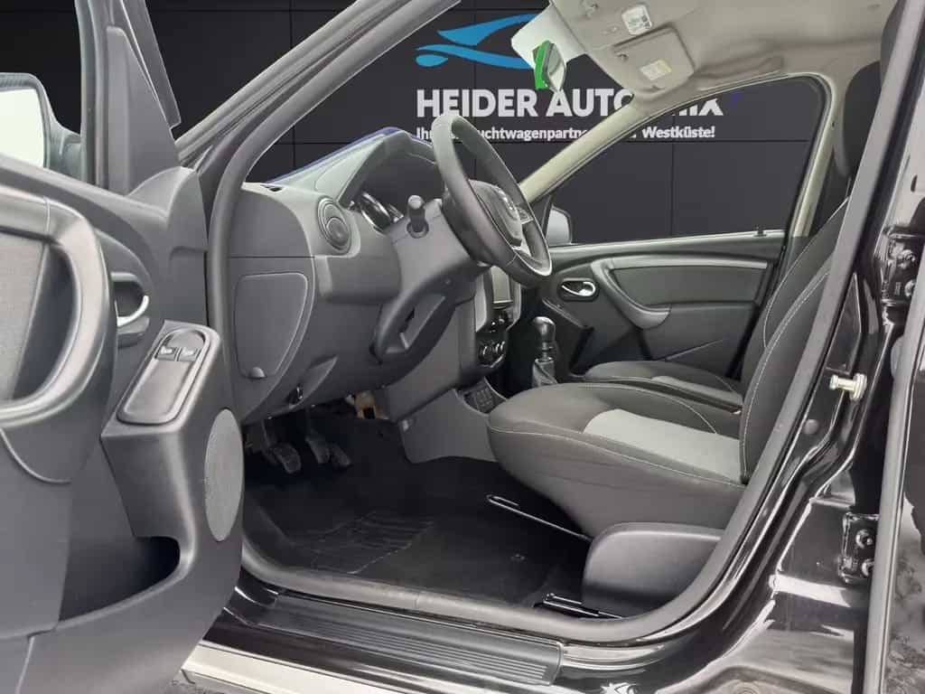 Dacia Duster Black Shadow NAVI|KAMERA|PDC|AHK|1.HAND 11/2017-photo-9