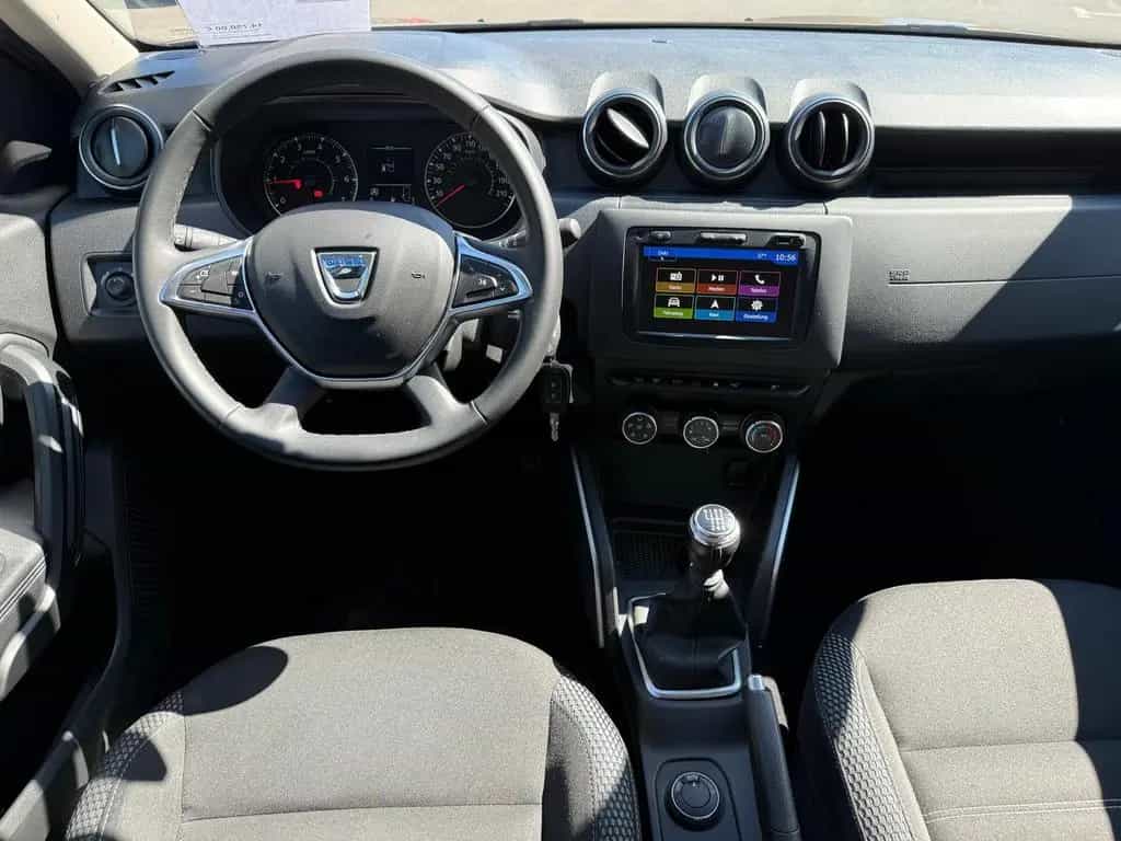 Dacia Duster 1.6 SCe Prestige Allrad*AHK*Navi*SH 07/2019-photo-11