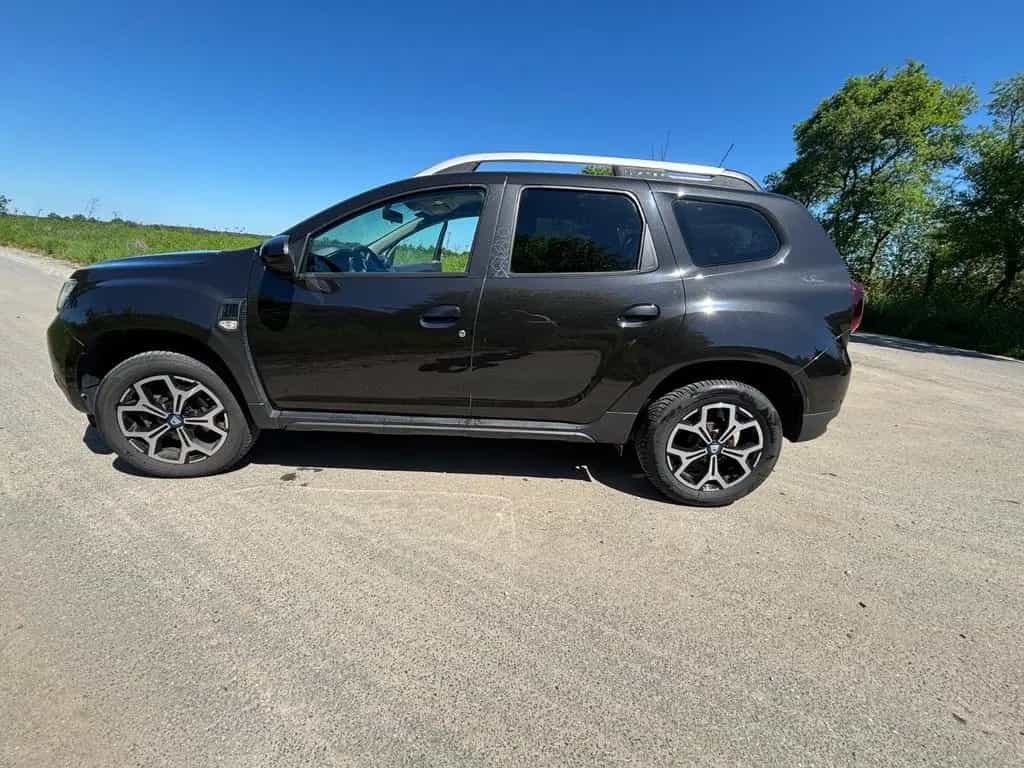 Dacia Duster TCe 150 2WD Celebration Celebration 04/2021-photo-3