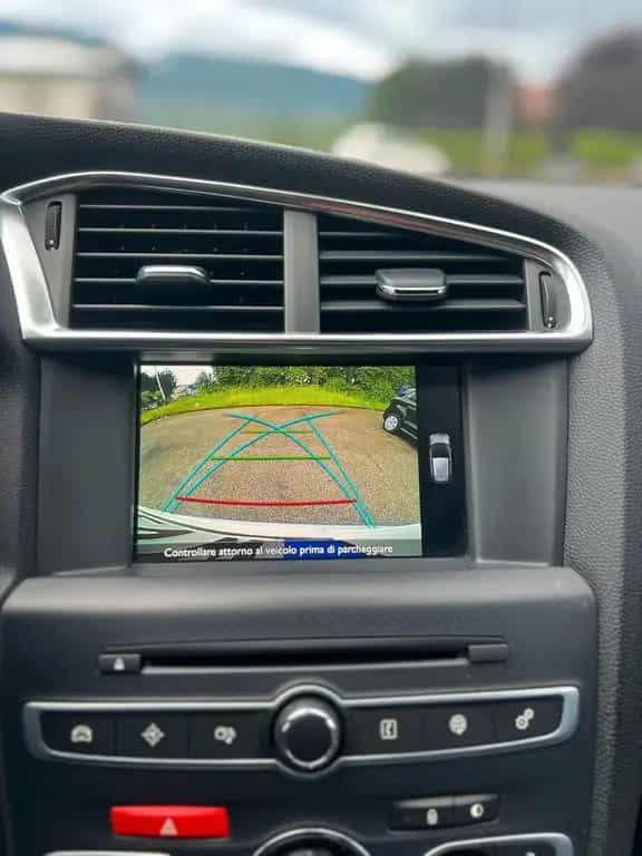 DS Automobiles DS4 Crossback BlueHDi 120 S&S EAT6 Sport Chic 03/2016-photo-5