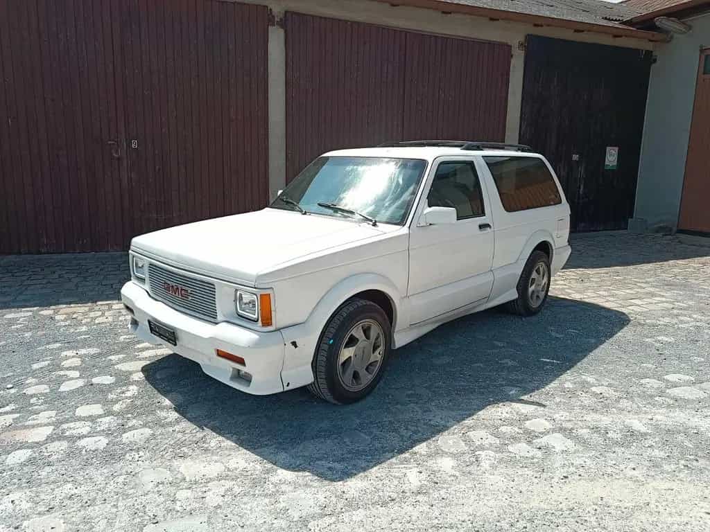 GMC Typhoon 12/1993-photo-0
