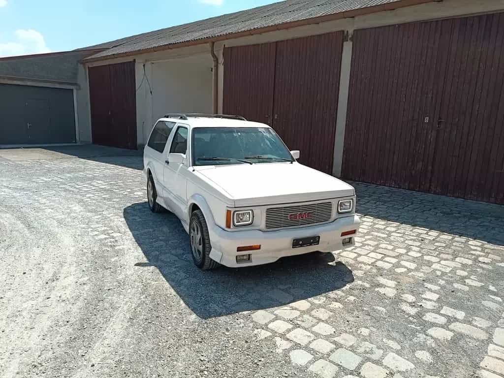 GMC Typhoon 12/1993-photo-10